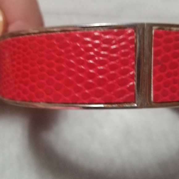 Clasp bracelet - Picture 2 of 2